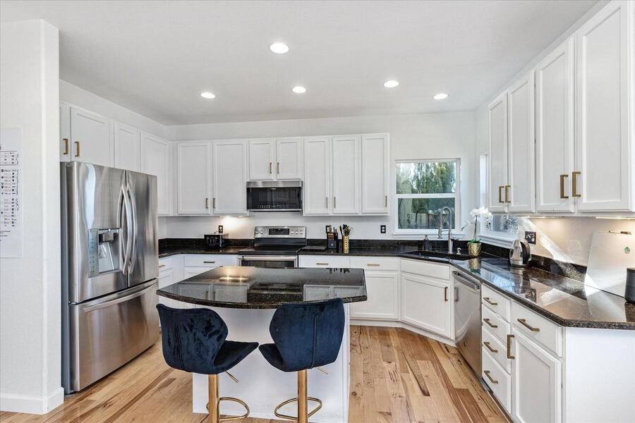 6009 S Ukraine Cir #NA - Photo 3 of 38