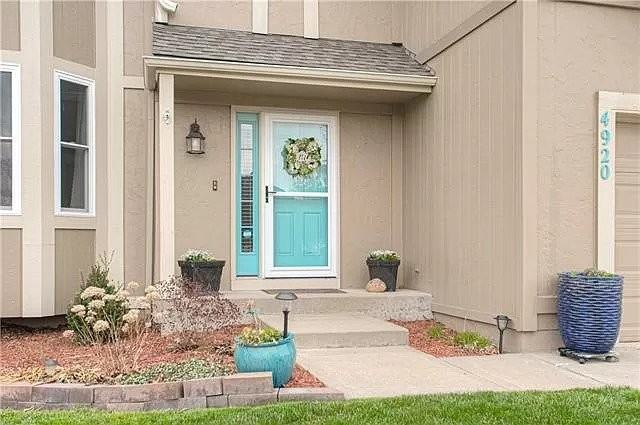 4920 Woodsonia Dr #0 - Photo 2 of 20
