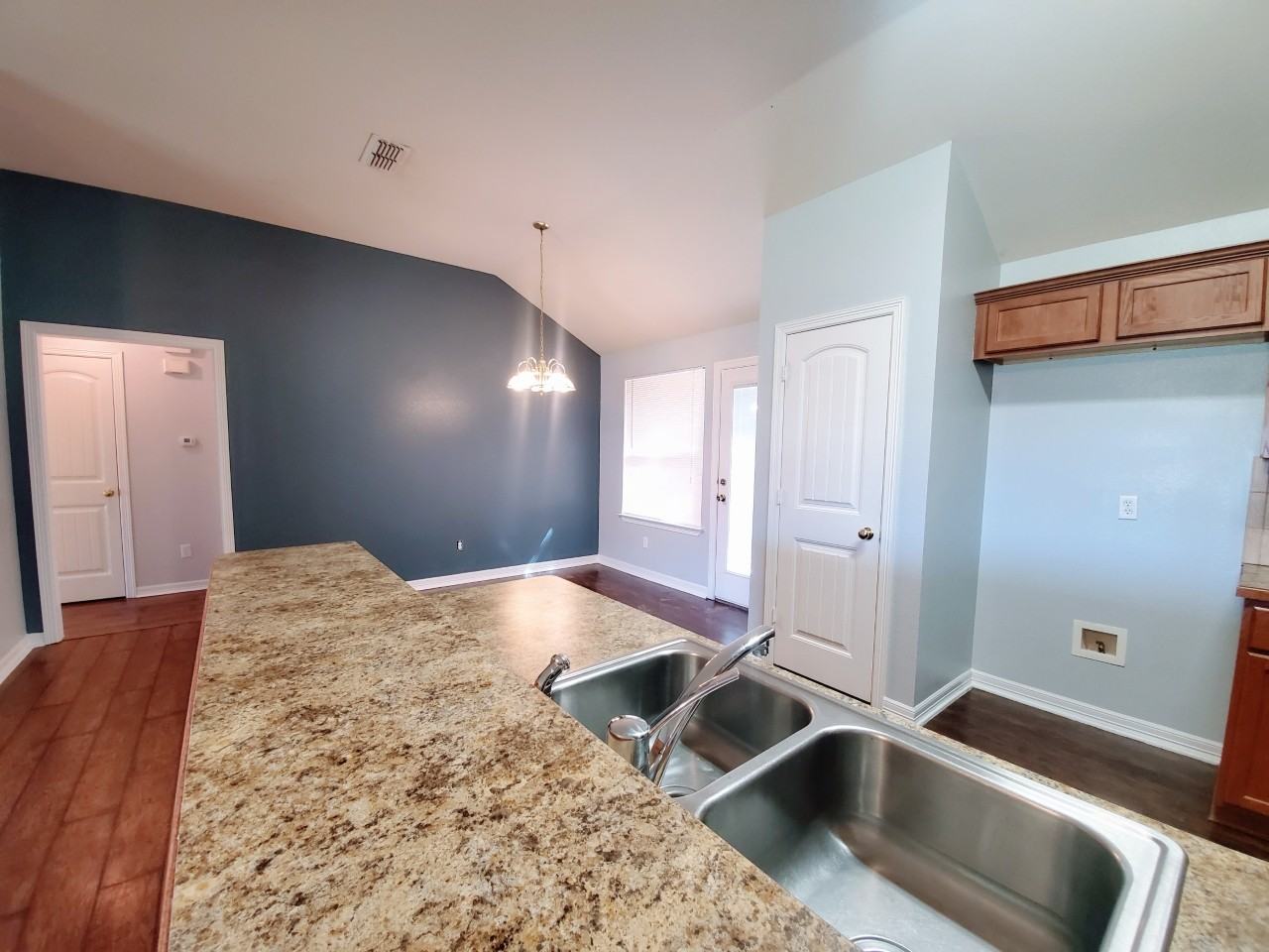 5866 Palo Pinto Dr #1 - Photo 5 of 23