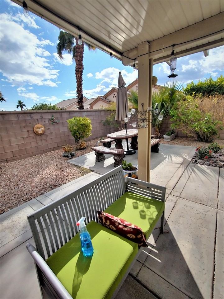 78933 Oasis Spring Ln #SFR - Photo 3 of 40