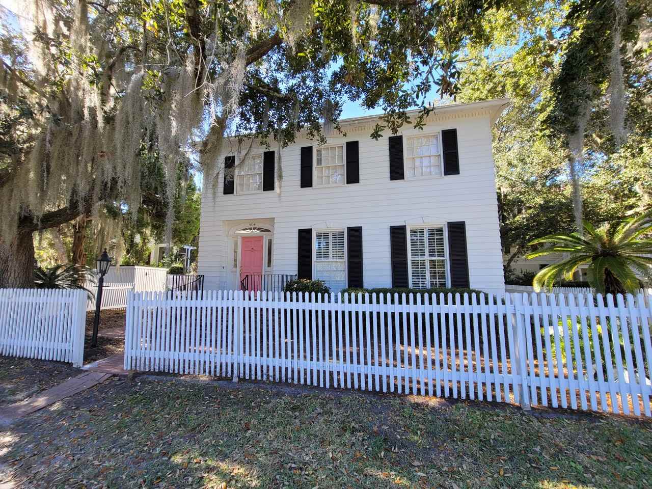 504 East St #NA - Photo 3 of 50