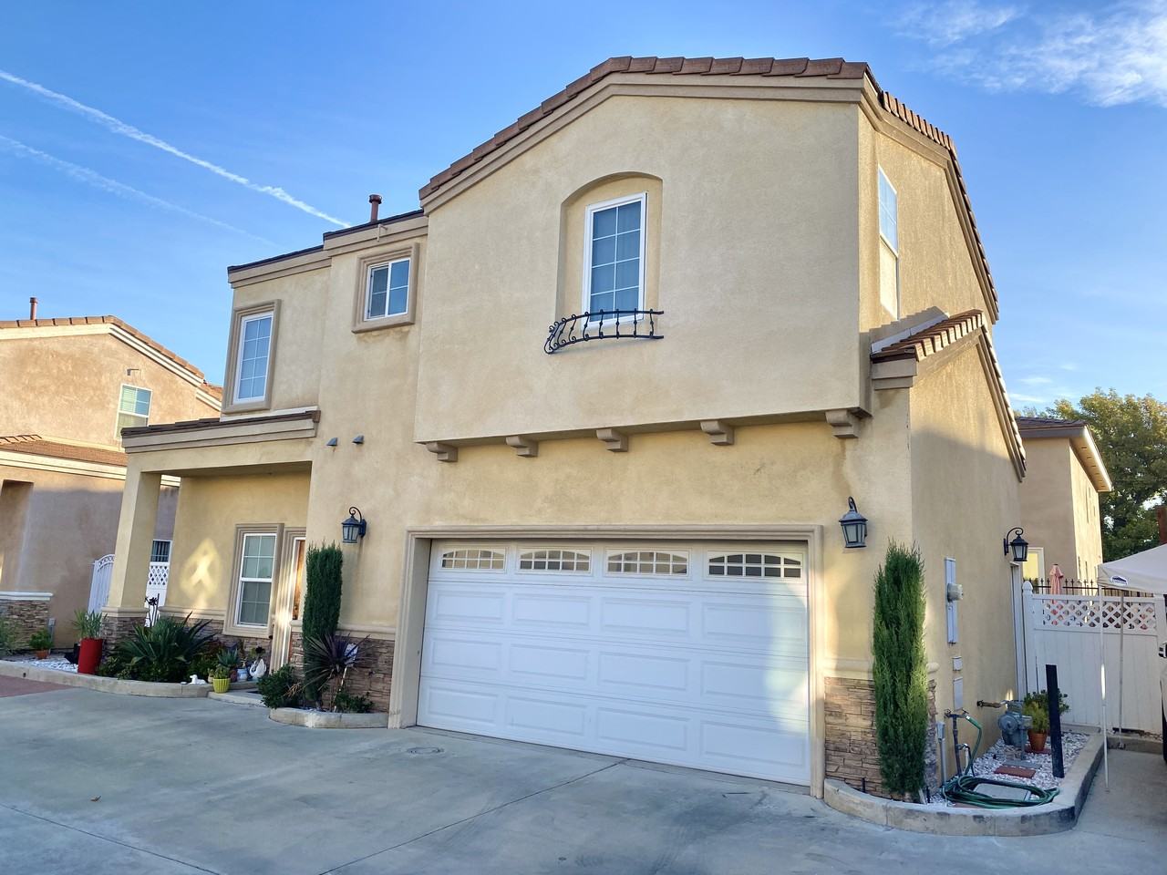 15917 Sierra Vista Ct #NA - Photo 2 of 37