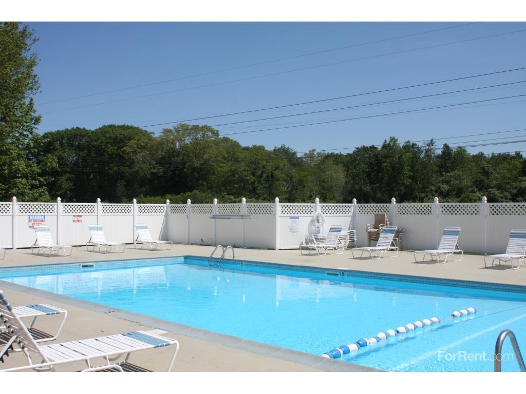 Tudor Glen Village - Photo 3 of 7