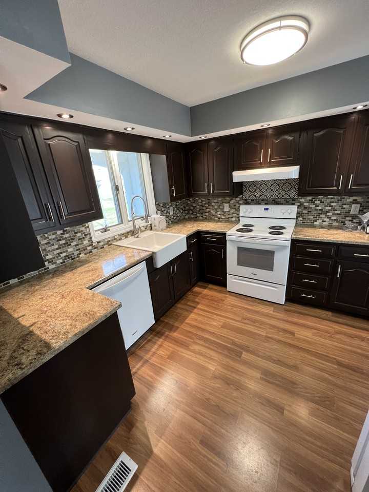 5249 Shoshone Trl #NA - Photo 2 of 13