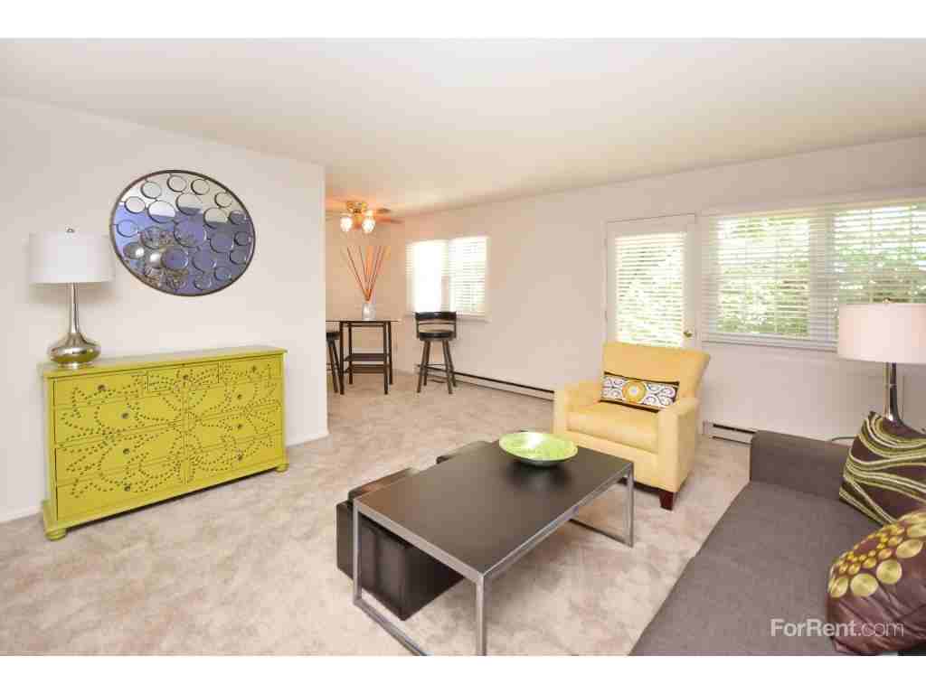 Kingswood Apartments - Photo 3 of 19