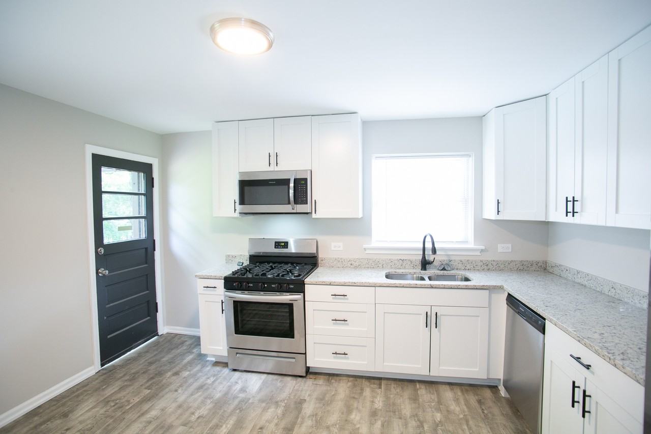8837 S Talman Ave #1 - Photo 3 of 32