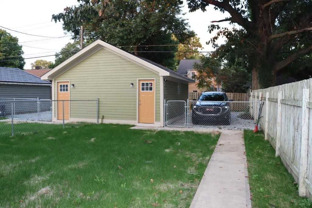 6021 N College Ave #NA - Photo 3 of 8