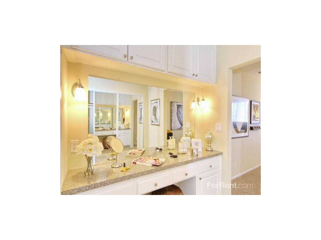 IMT Thousand Oaks - Photo 3 of 19