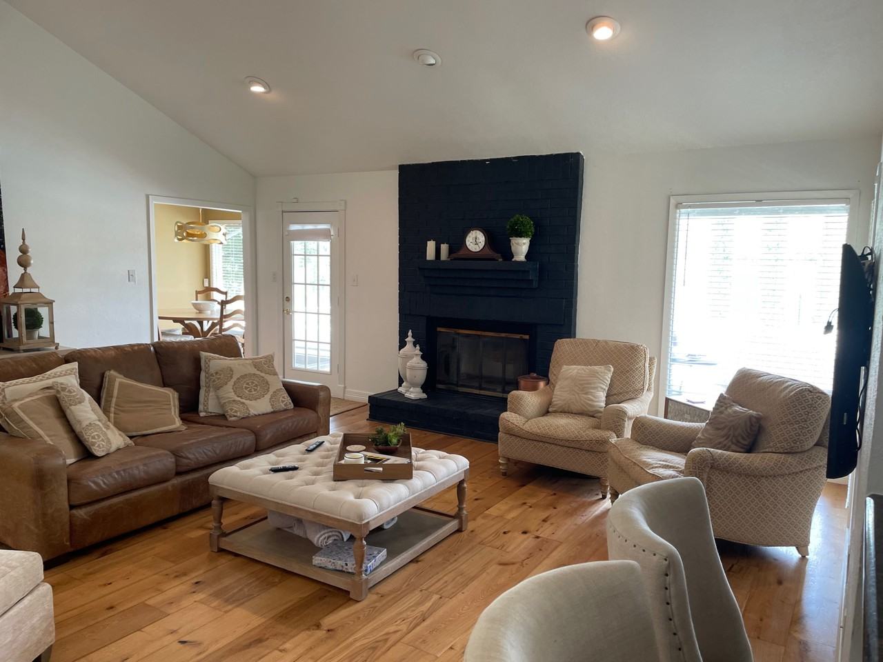 10 Riviera Ct #NA - Photo 3 of 26