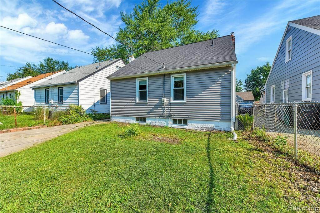 24717 New York St #NA - Photo 3 of 30