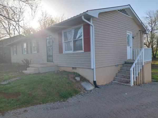 2268 W Broad St #NA - Photo 2 of 19