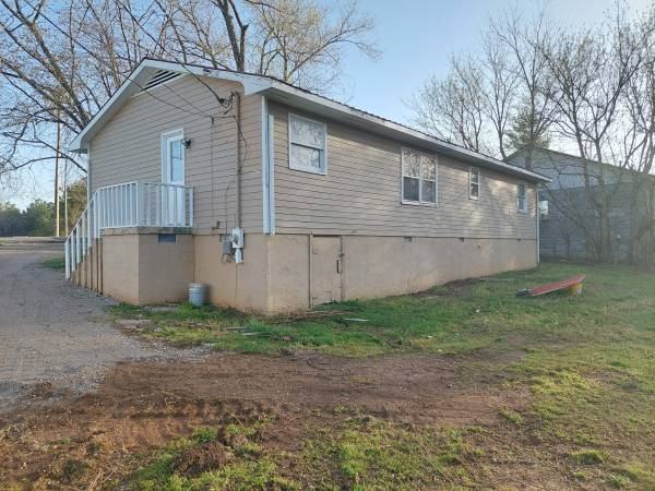 2268 W Broad St #NA - Photo 3 of 19