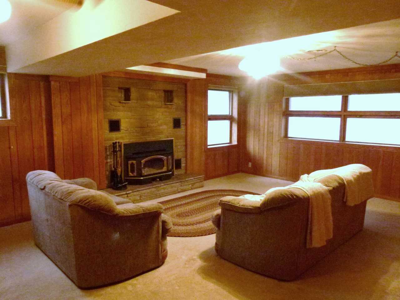 711 25th St #NA - Photo 3 of 17