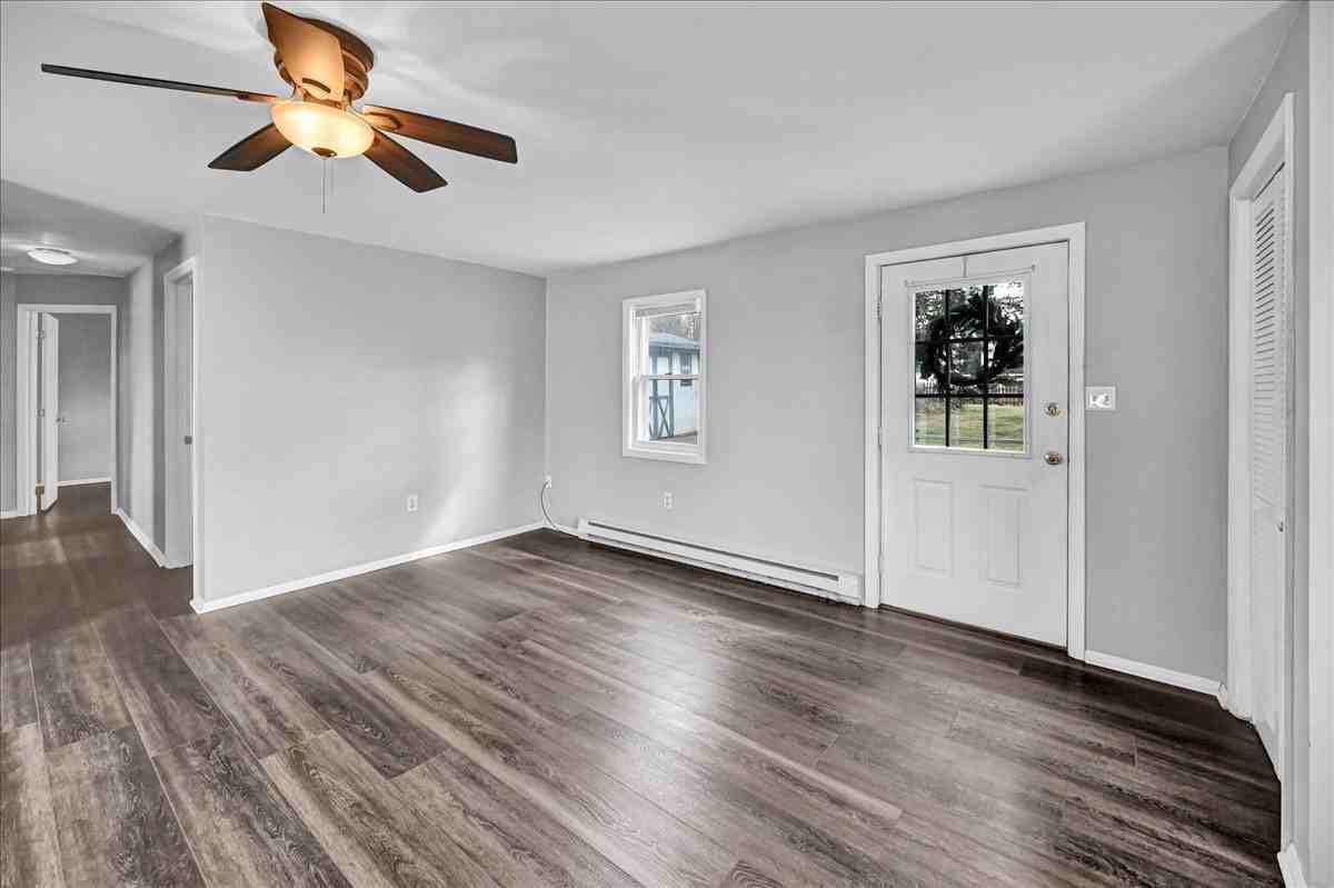 1499 W Princess St #NA - Photo 2 of 15