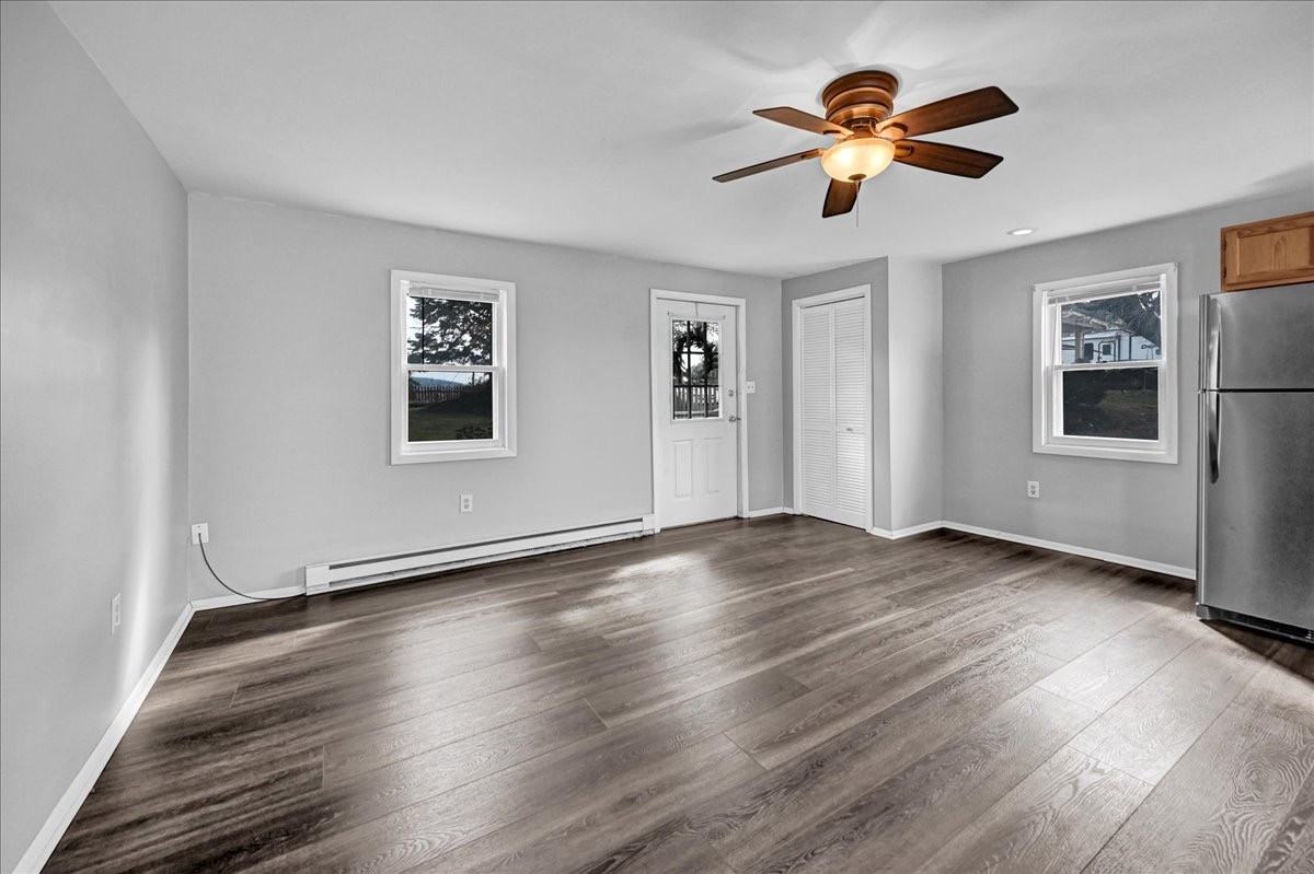 1499 W Princess St #NA - Photo 3 of 15