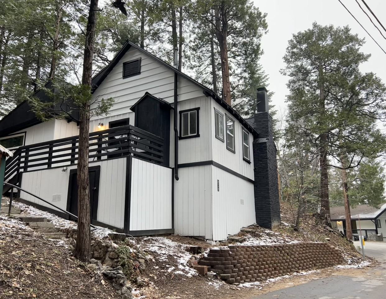 838 Lake View Ln #NA - Photo 2 of 20