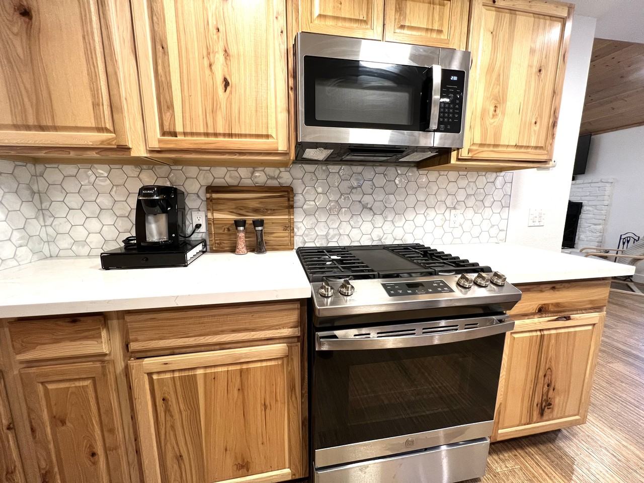 838 Lake View Ln #NA - Photo 3 of 20