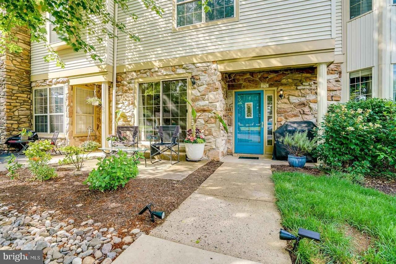 1312 Foxmeadow Dr #1312 - Photo 3 of 36