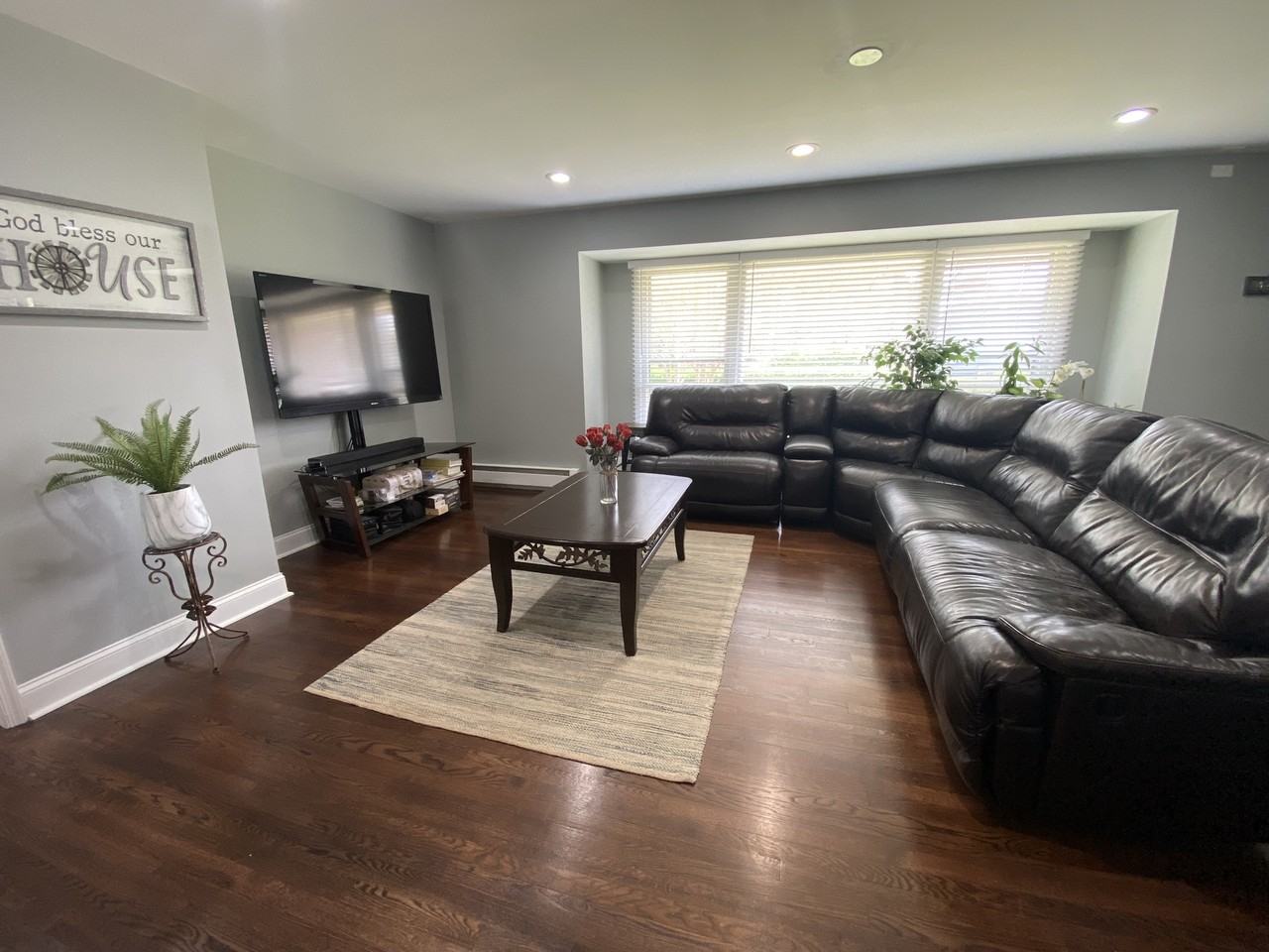 3300 Decker Pl #NA - Photo 2 of 26