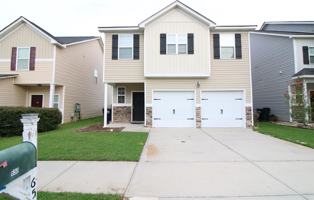 featured image of 650 Dunrobin Ln #1