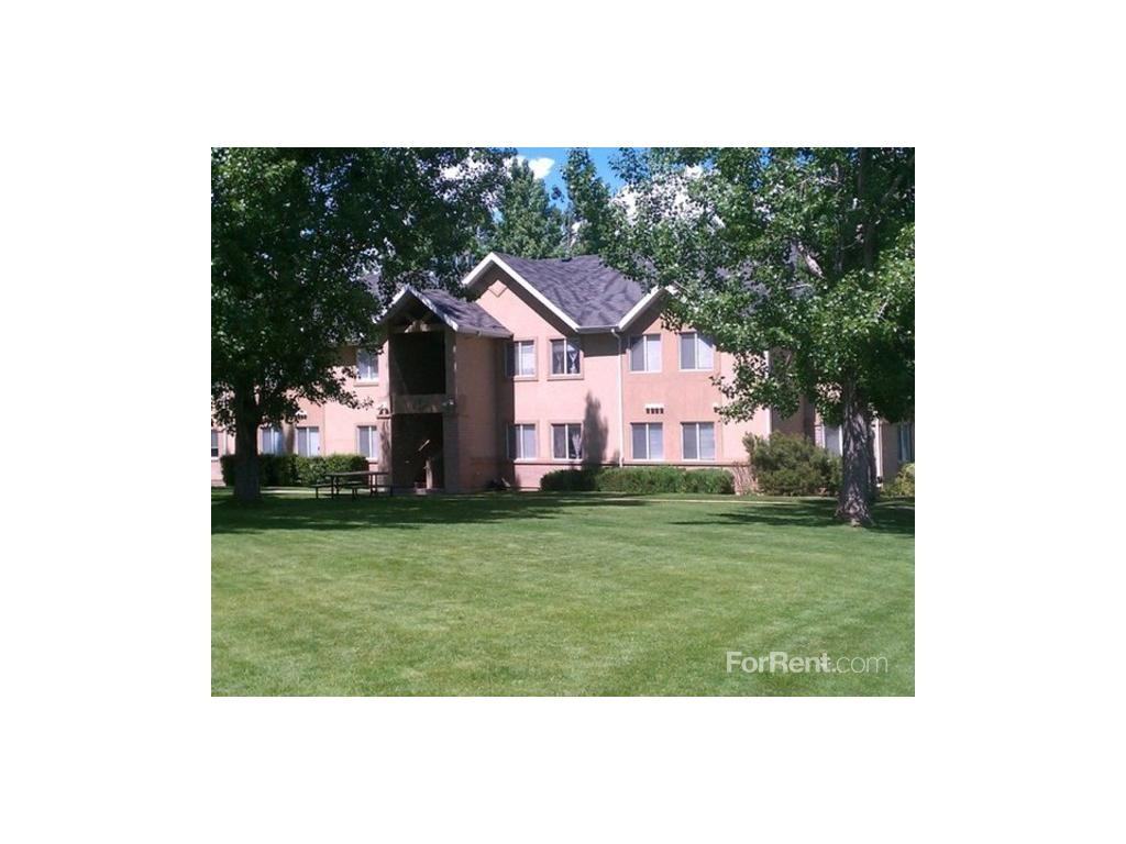 Riverwalk Apartments - Photo 3 of 7