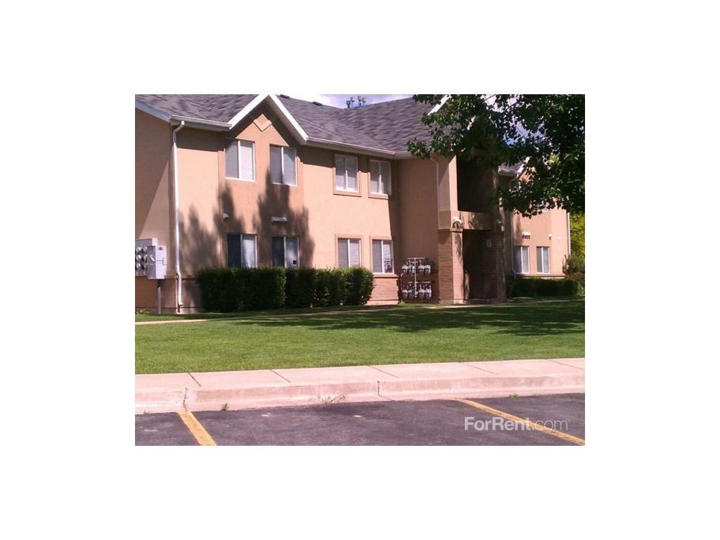 Riverwalk Apartments - Photo 2 of 7