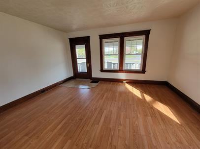 2132 U.S. 20 - Photo 2 of 9