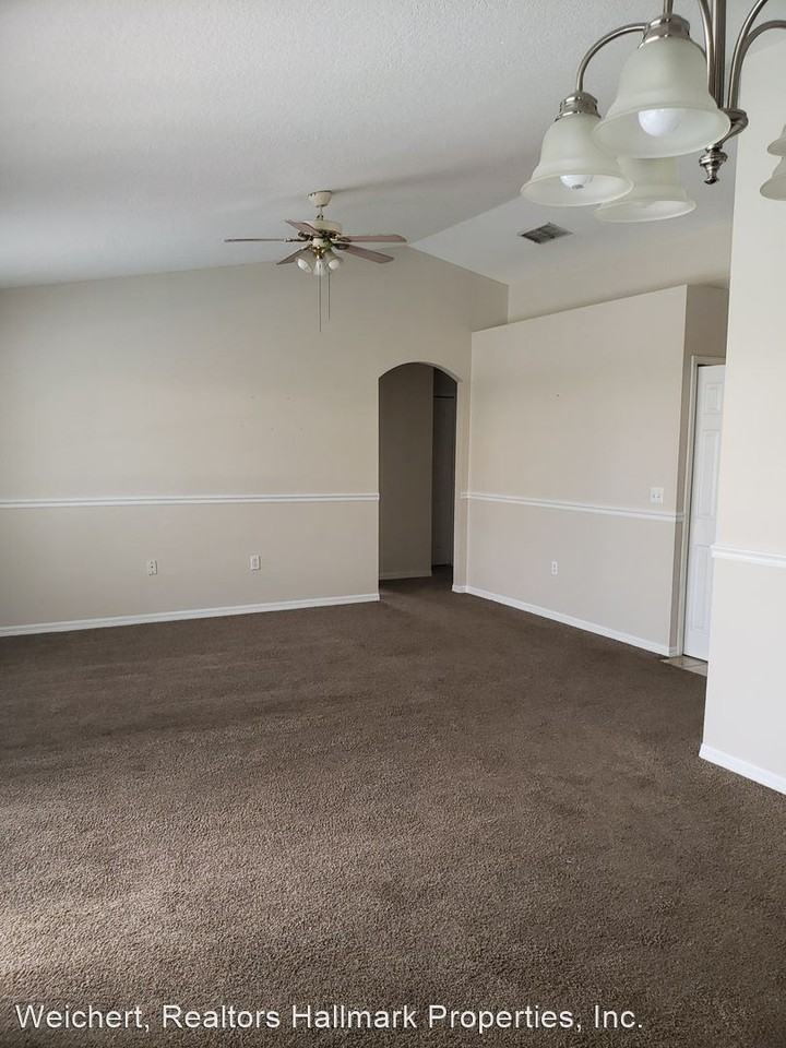 15606 Greater Groves Blvd - Photo 2 of 13