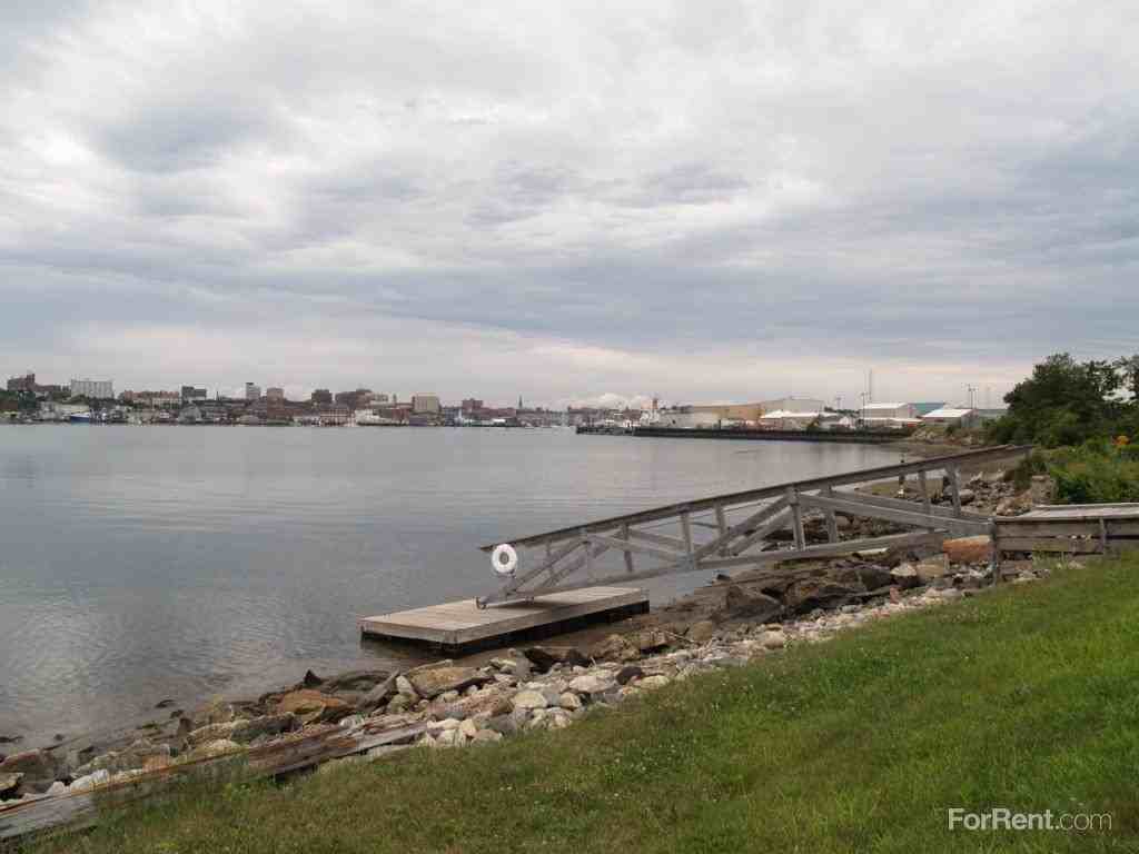 RiverPlace - Photo 3 of 16