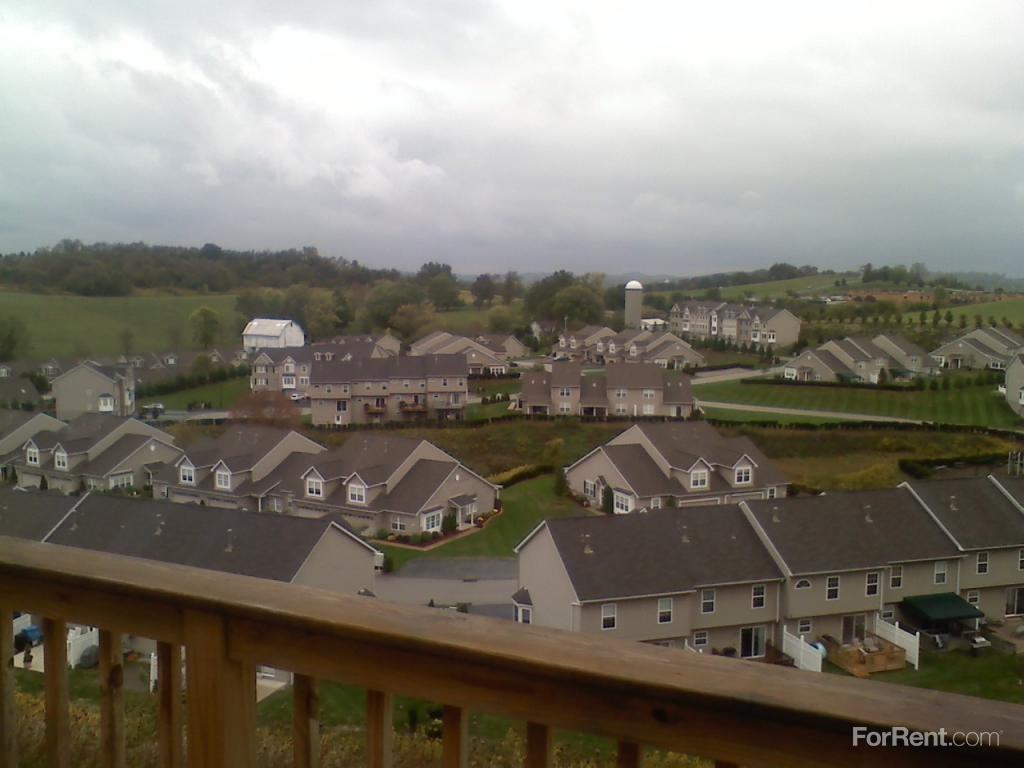 Walton Crossings Apartments 5001 Trailside Court, PA 15644