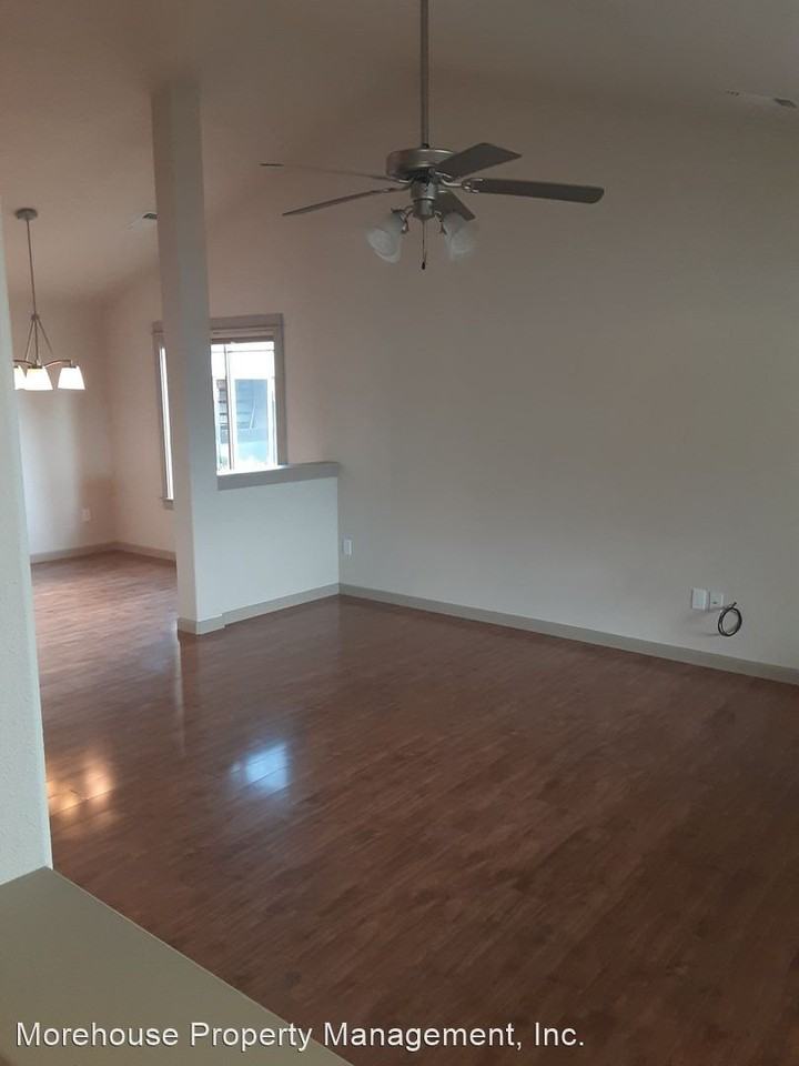 18704 N Poe Valley Rd - Photo 2 of 17