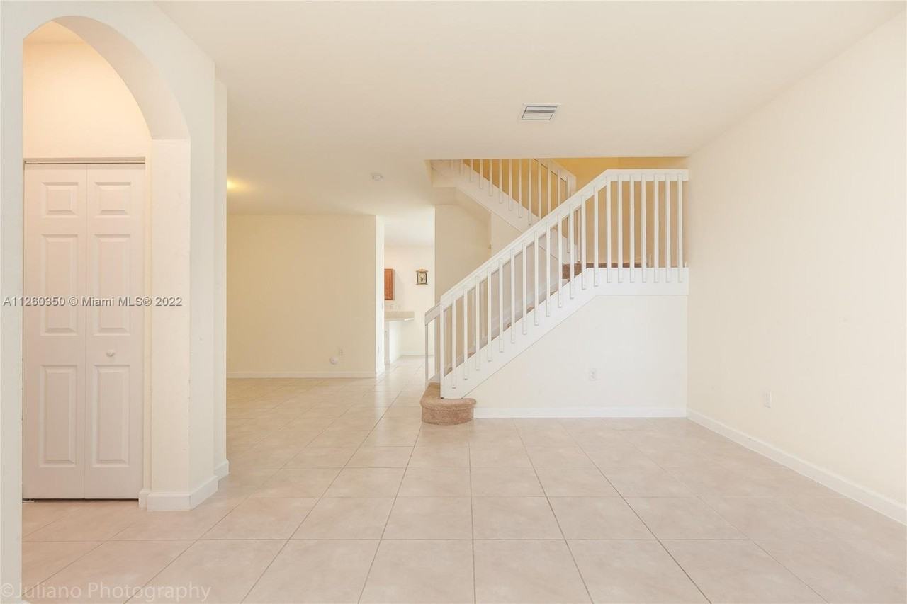 3379 W 94th Ter #3379 - Photo 2 of 8