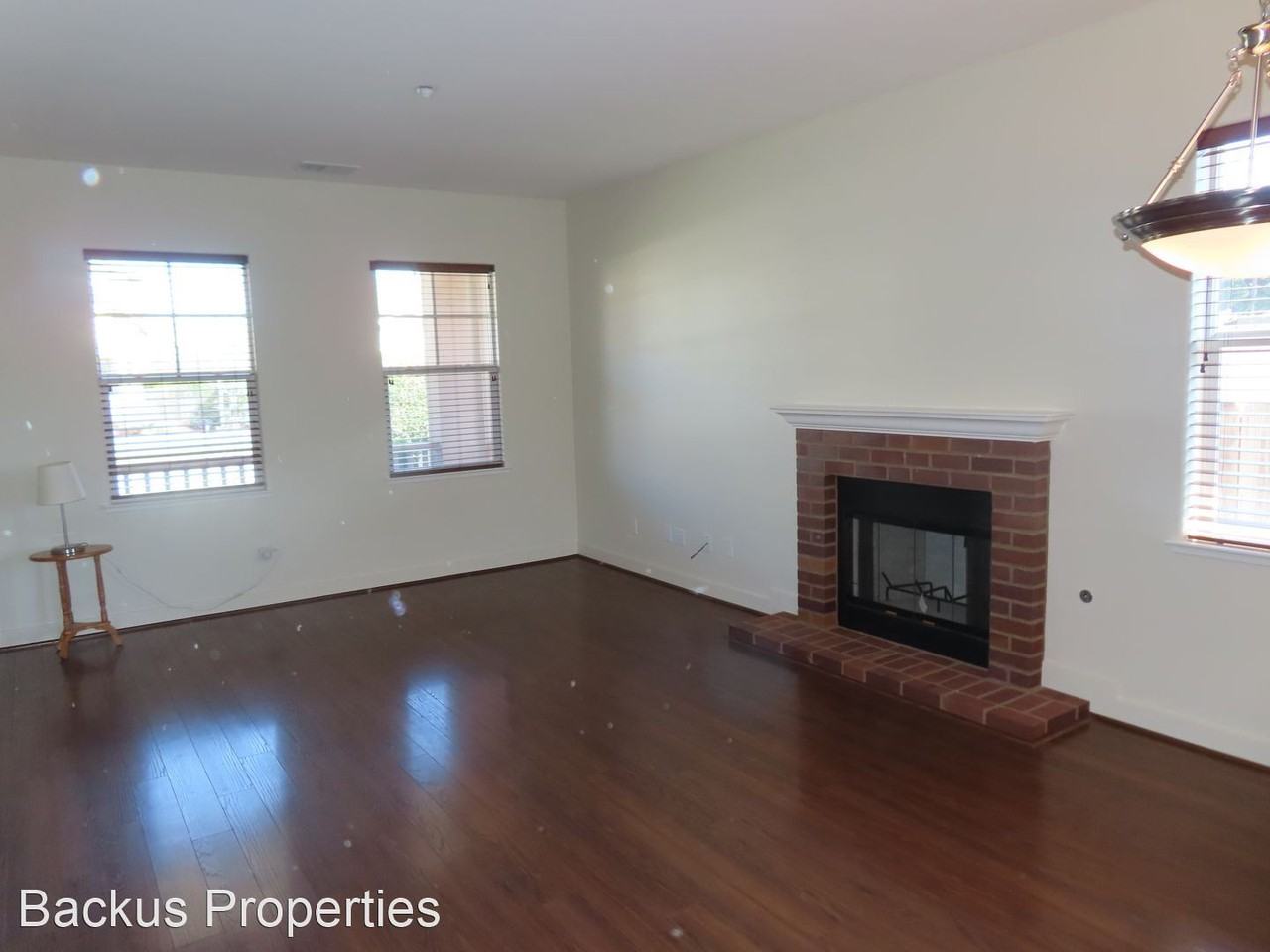 111 Second St - Photo 2 of 17