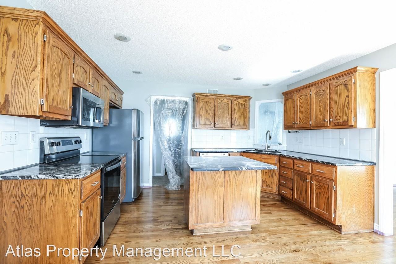 1129 Sw Georgetown Dr - Photo 3 of 15