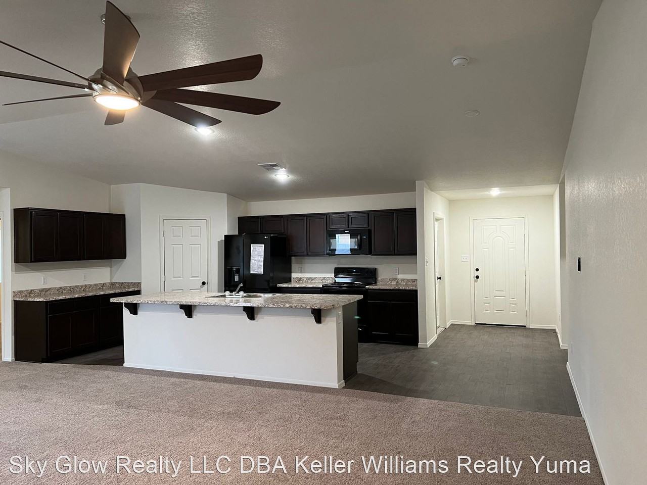 7613 E 43rd St - Photo 2 of 29