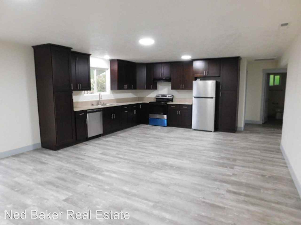 5661 Bear Ln Se - Photo 2 of 22