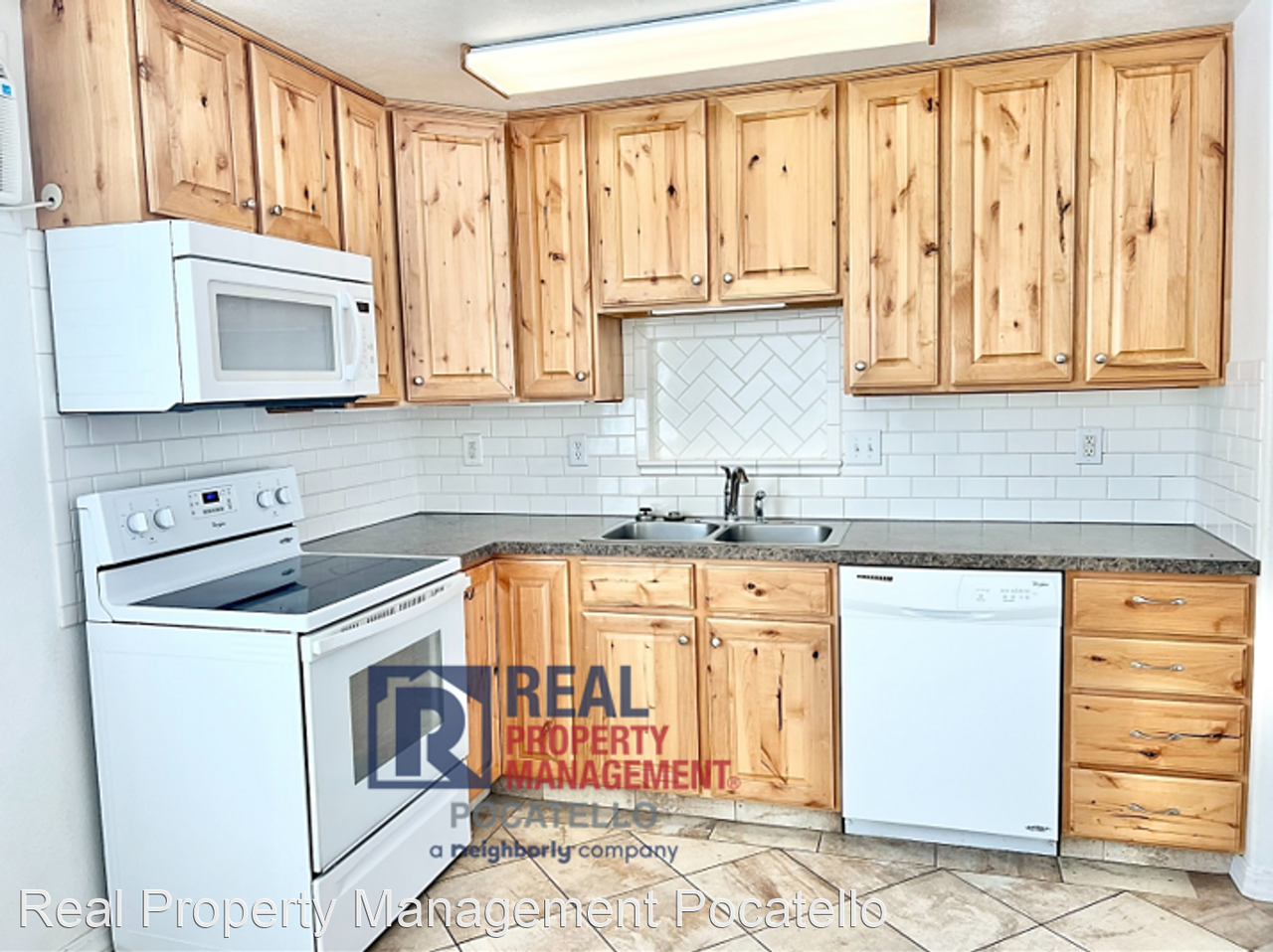 1420 - 1422 Jensen Rd - Photo 2 of 18