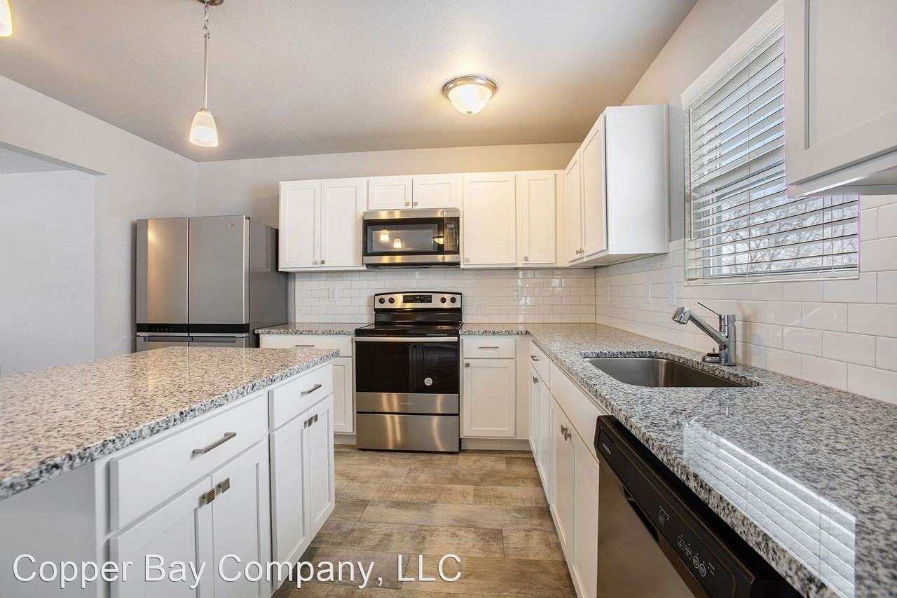 5581 Meadow Ln - Photo 2 of 26