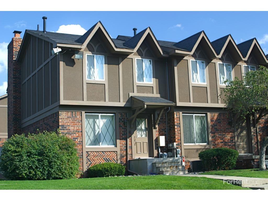 The Landings of Fountain Pointe - Photo 2 of 19