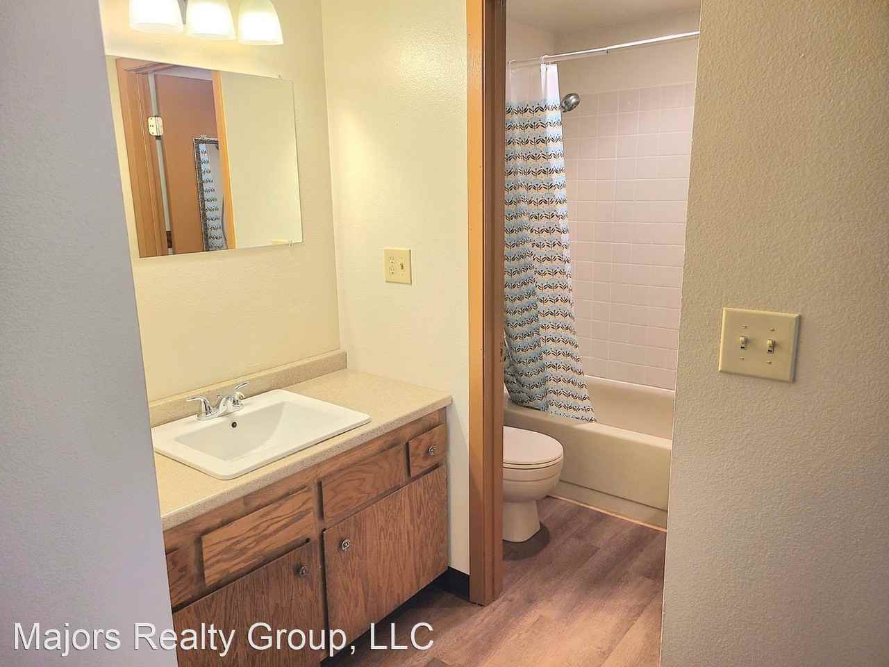 660 Wilcox Ave #1 - Photo 2 of 11