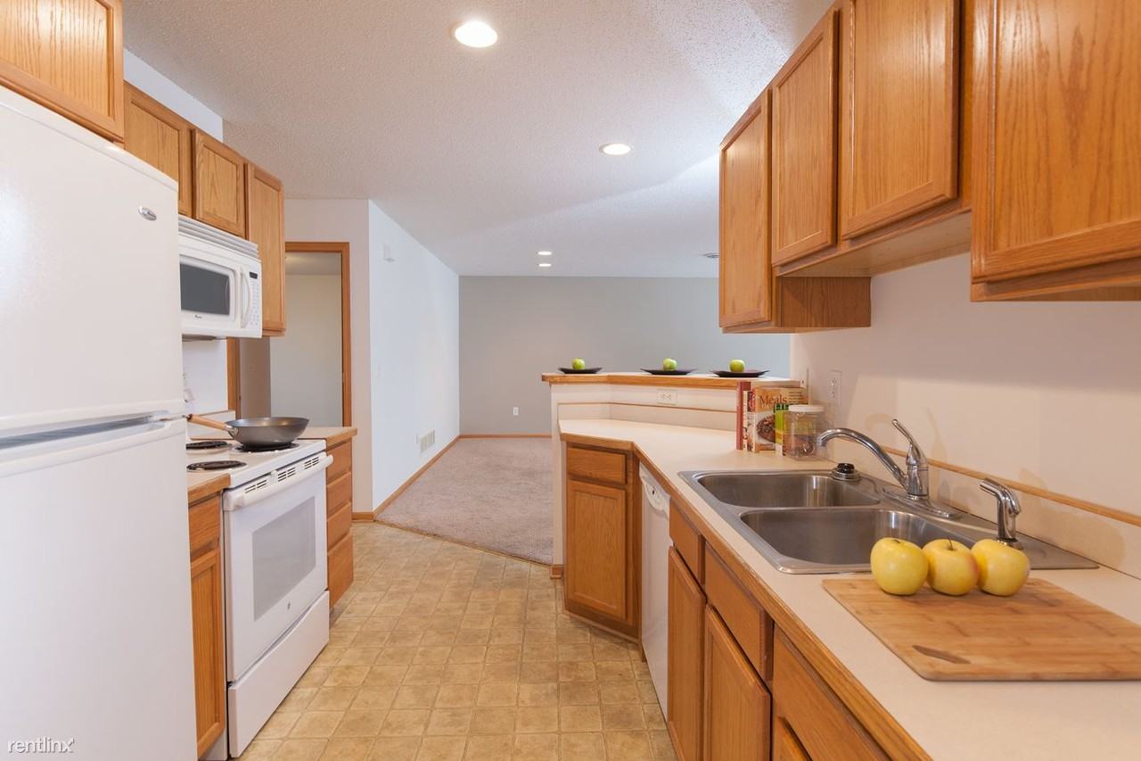 506 Lulu Ln - Photo 3 of 8