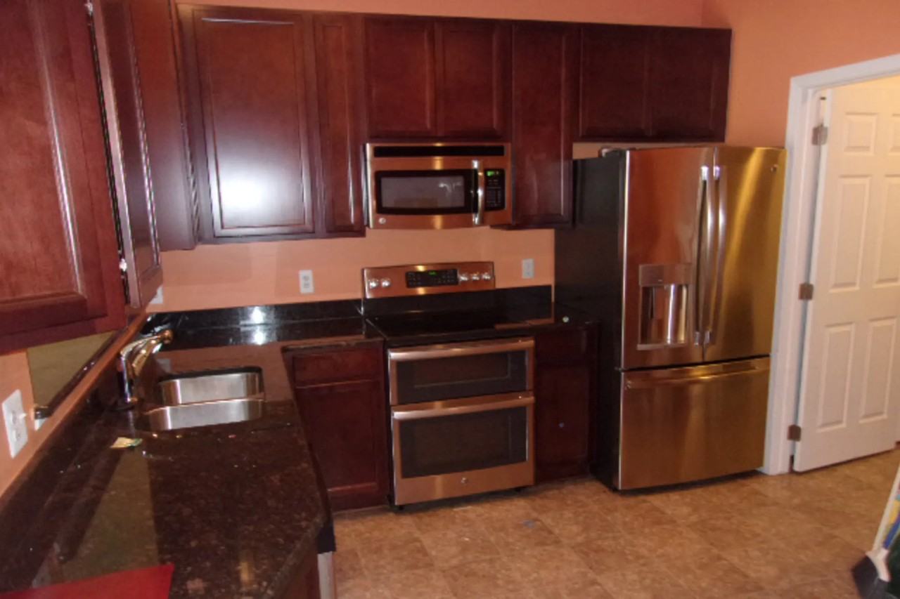 3447 Grove Ln - Photo 3 of 16