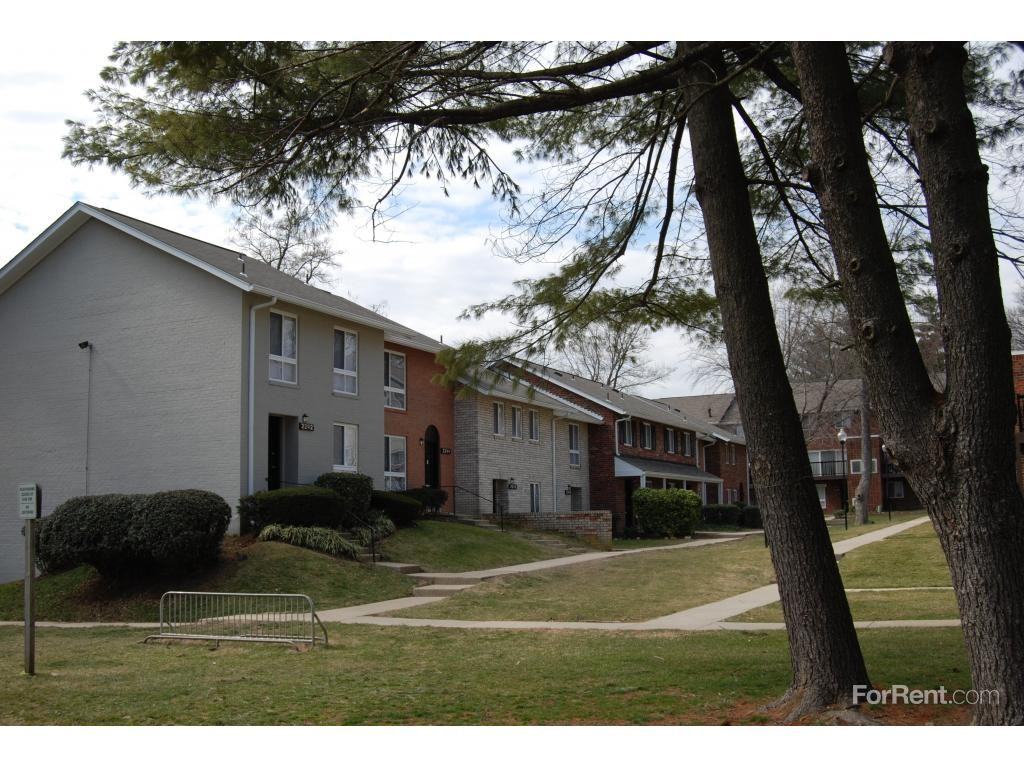 Glenmont Crossing - Photo 3 of 16