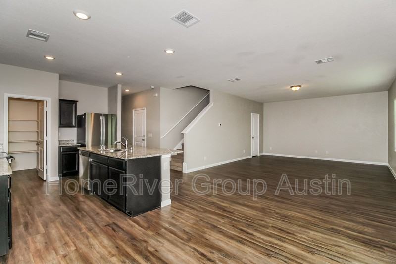 13108 John Calhoun Dr - Photo 3 of 20