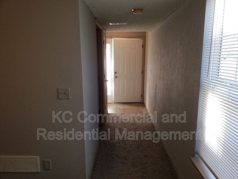 4622 Willow Ave #4622WILLOW - Photo 3 of 9