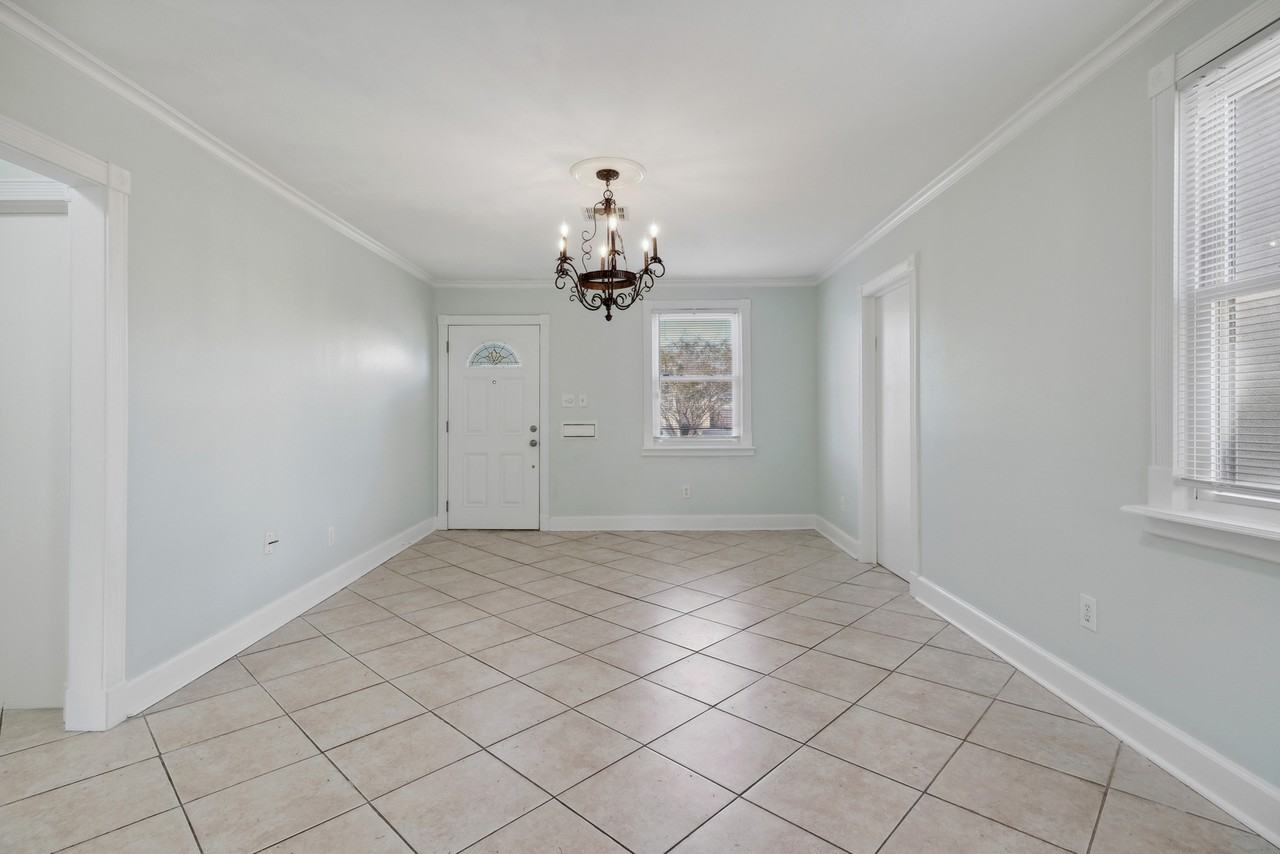 6013 Wilton Drive - Photo 2 of 11