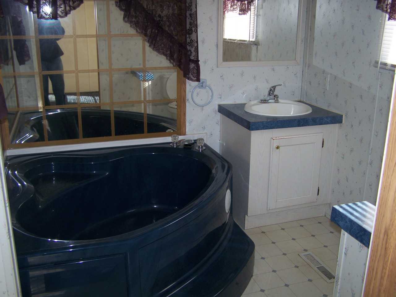 224 Vegas Drive - Photo 3 of 9