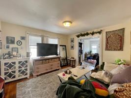 featured image of 62 Brock St #2