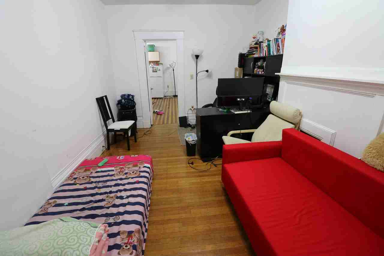 S Russell St #1 - Photo 6 of 10