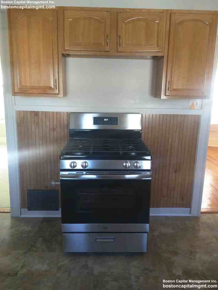 58 Moreland St - Photo 3 of 20